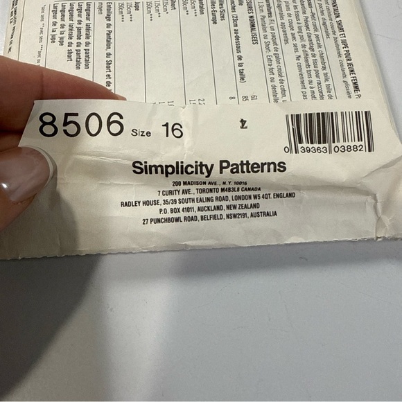 Simplicity Sewing Pattern 8506 Miss Pants, Shorts‎ & Skirt Size 16 VTG '88 Uncut - Picture 5 of 5